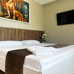 Hotel Jata Crown, Tirana